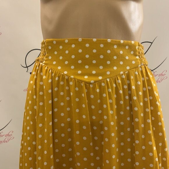 Wishlist Apparel. New with Tag. $49. Size M. Hi/Low Skirt with Flounce. B56 - Picture 3 of 8